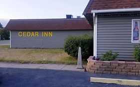 Cedar Inn Cavalier 2*